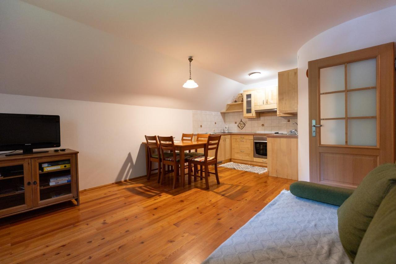 Mala Hisa Apartment Solcava Ngoại thất bức ảnh
